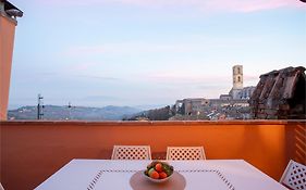 Panoramic Apt - A Due Passi Dal Centro - Italywego